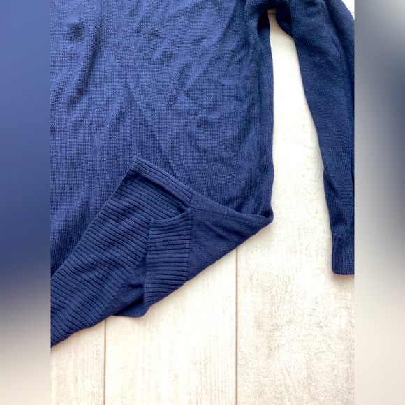 Icebreaker Navy Sweater - Picture 5 of 11